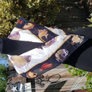 Vintage Echo scarf with tropical fish design
